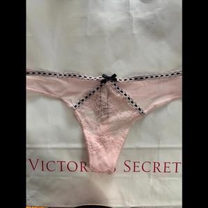 NWT Victoria's Secret Panty Size Large